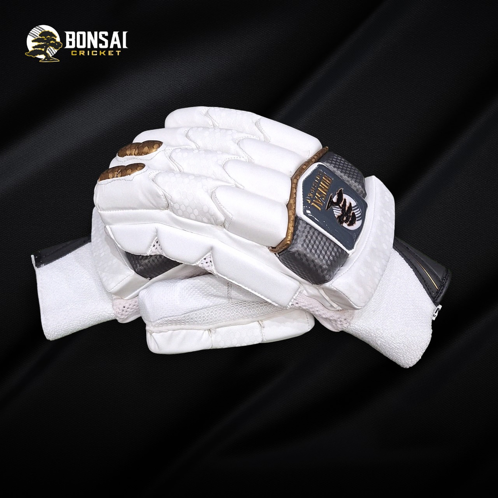 Limited Edition Batting Gloves  (Youths, Right Hand)